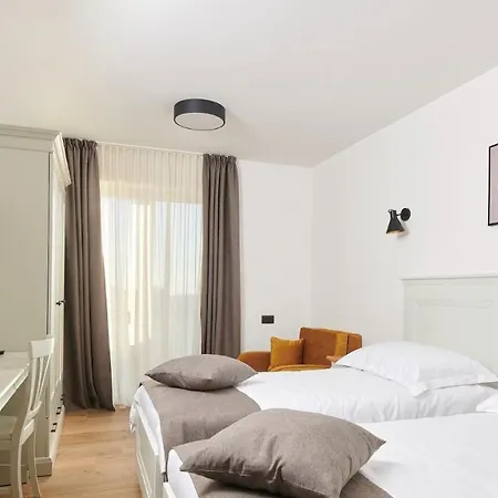 Pensionat Grgo By Tinjan